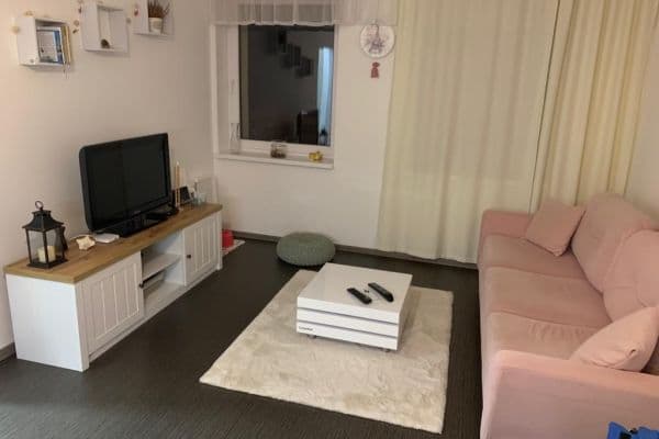 Pronájem bytu 2+kk 32 m², I. Olbrachta, České Budějovice Pronájem bytu 2+kk 32 m², I. Olbrachta, České Budějovice