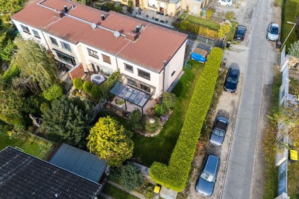 Prodej domu 95 m², pozemek 350 m², Berlin, Berlín Prodej domu 95 m², pozemek 350 m², Berlin, Berlín