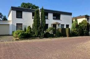 Prodej domu 232 m², pozemek 600 m², Erkrath-Hochdahl Prodej domu 232 m², pozemek 600 m², Erkrath-Hochdahl