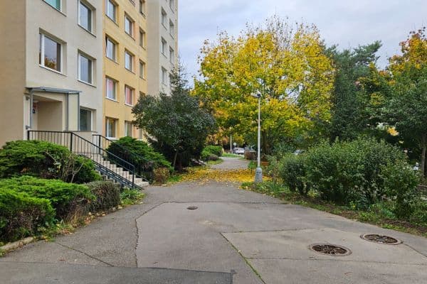 Prodej bytu 2+1 42 m², Laudova, Hlavní město Praha Prodej bytu 2+1 42 m², Laudova, Hlavní město Praha