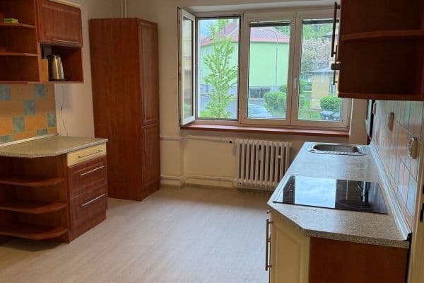 Pronájem bytu 2+1 61 m², Slezská, Sokolov Pronájem bytu 2+1 61 m², Slezská, Sokolov