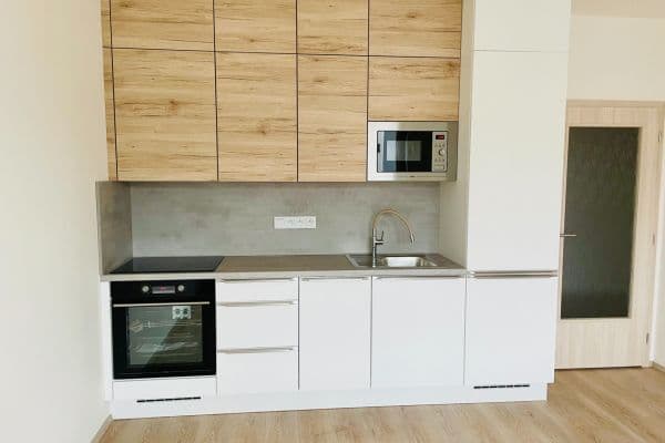 Pronájem bytu 2+kk 42 m², Miloše Havla, Praha Pronájem bytu 2+kk 42 m², Miloše Havla, Praha
