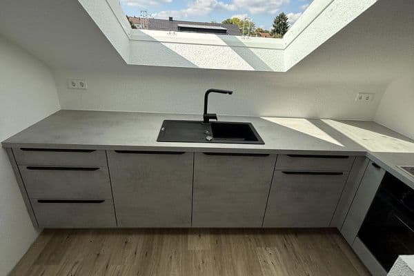 Pronájem bytu 3+1 47 m², Kornwestheim Pronájem bytu 3+1 47 m², Kornwestheim