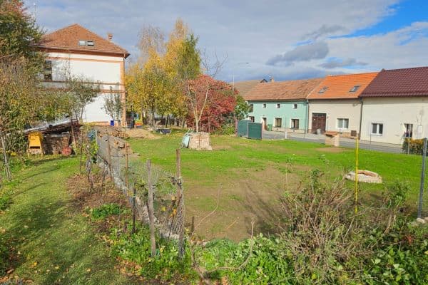 Prodej pozemku 1.018 m², Dětkovice Prodej pozemku 1.018 m², Dětkovice