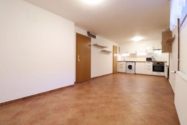 Pronájem bytu 1+kk 33 m², K náměstí,  Pronájem bytu 1+kk 33 m², K náměstí,