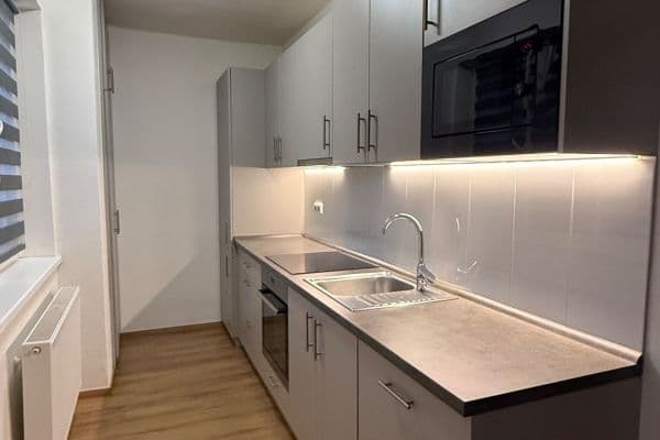 Pronájem bytu 2+kk 59 m², Bohutín Pronájem bytu 2+kk 59 m², Bohutín