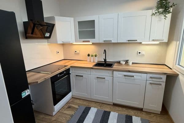 Prodej bytu 1+1 37 m², Na Vavřinci, Slaný Prodej bytu 1+1 37 m², Na Vavřinci, Slaný