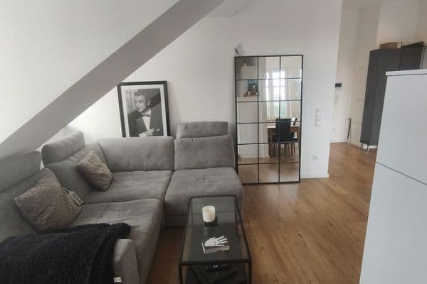 Pronájem bytu 3+1 62 m², Freisinger Strasse, Ismaning, Bavorsko Pronájem bytu 3+1 62 m², Freisinger Strasse, Ismaning, Bavorsko