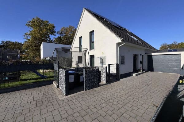 Prodej domu 155 m², pozemek 474 m², Dortmund, Severní Porýní-Vestfálsko Prodej domu 155 m², pozemek 474 m², Dortmund, Severní Porýní-Vestfálsko