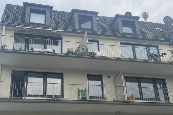 Pronájem bytu 4+1 86 m², Dönhoffstr. 32, Leverkusen Pronájem bytu 4+1 86 m², Dönhoffstr. 32, Leverkusen