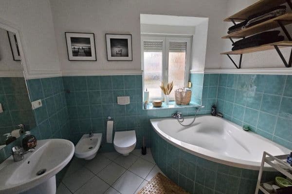 Prodej domu 335 m², pozemek 359 m², Vinkratherstr. 22, Grefrath Prodej domu 335 m², pozemek 359 m², Vinkratherstr. 22, Grefrath