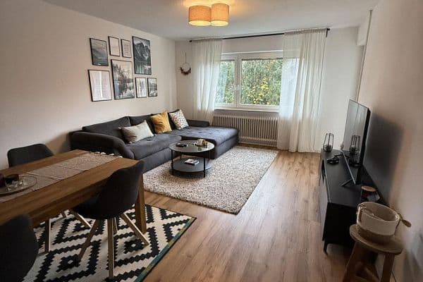Pronájem bytu 3+kk 85 m², Körschstraße 49, Stuttgart-Plieningen Pronájem bytu 3+kk 85 m², Körschstraße 49, Stuttgart-Plieningen