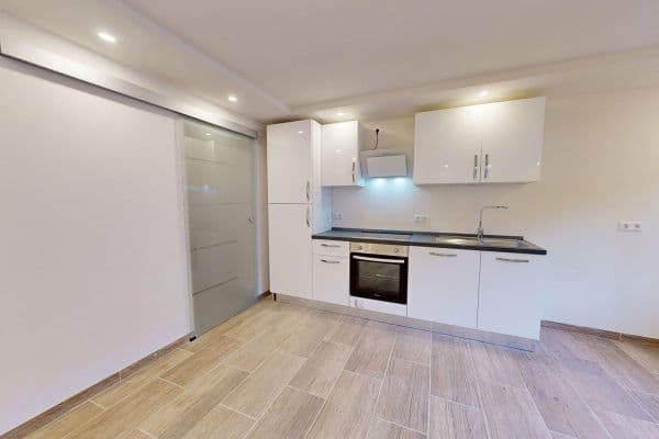 Pronájem bytu 2+1 52 m², Knittlingen Pronájem bytu 2+1 52 m², Knittlingen