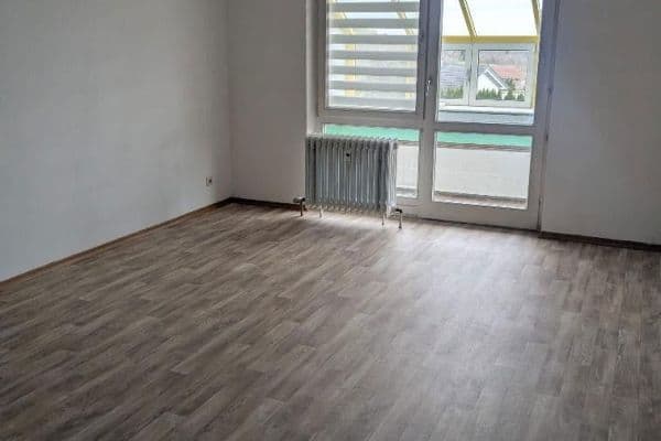 Pronájem bytu 2+kk 55 m², Landhausstraße 8-10, Baden-Württemberg - Meßstetten Pronájem bytu 2+kk 55 m², Landhausstraße 8-10, Baden-Württemberg - Meßstetten