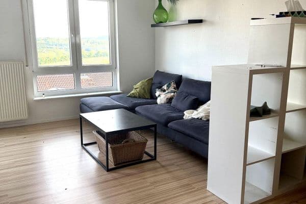 Pronájem bytu 2+1 47 m², Markgröningen Pronájem bytu 2+1 47 m², Markgröningen