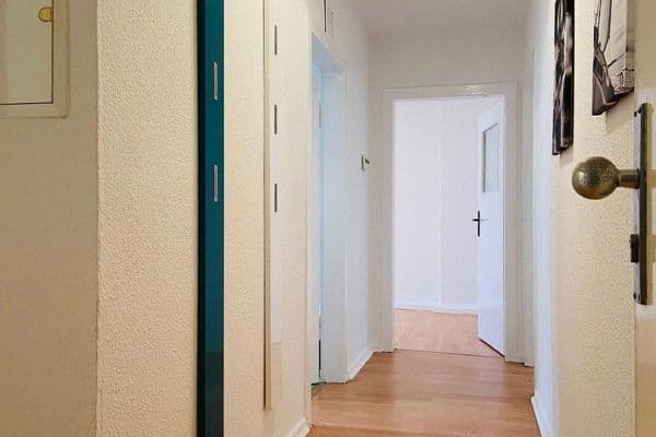 Pronájem bytu 2+1 55 m², Duissernstraße 83, Duisburg Pronájem bytu 2+1 55 m², Duissernstraße 83, Duisburg