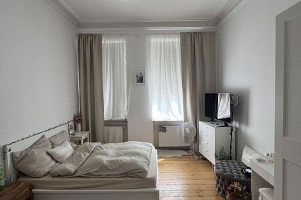 Pronájem bytu 3+1 84 m², U5/19, Mannehim Pronájem bytu 3+1 84 m², U5/19, Mannehim