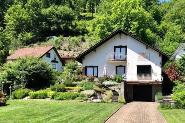 Prodej domu 228 m², pozemek 1.671 m², Zell im Wiesental Prodej domu 228 m², pozemek 1.671 m², Zell im Wiesental