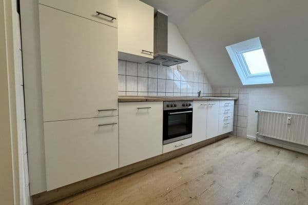 Pronájem bytu 2+1 50 m², Kochstr. 59, Krefeld Pronájem bytu 2+1 50 m², Kochstr. 59, Krefeld