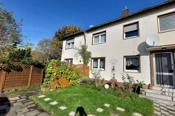 Pronájem bytu 2+1 70 m², Leverkusen Pronájem bytu 2+1 70 m², Leverkusen