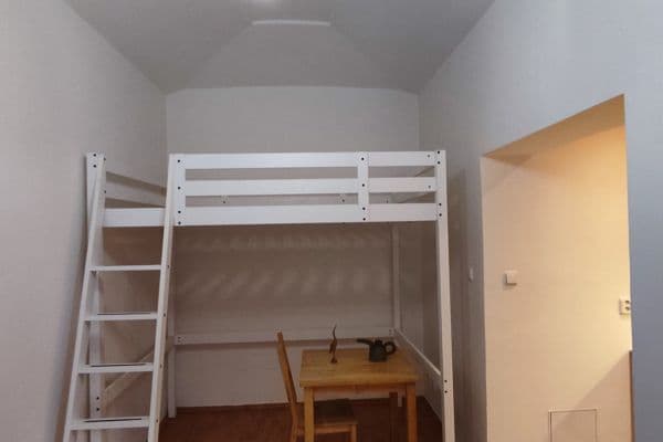 Pronájem bytu 1+kk 22 m², Bubenská, Capital City of Prague Pronájem bytu 1+kk 22 m², Bubenská, Capital City of Prague