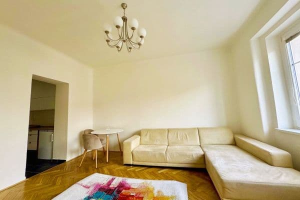 Pronájem bytu 2+kk 55 m², Sokolovská, Praha Pronájem bytu 2+kk 55 m², Sokolovská, Praha