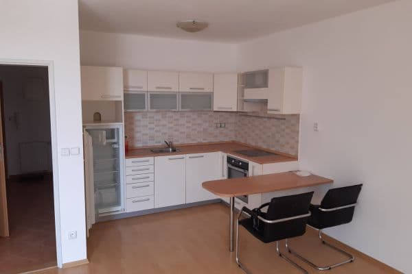 Pronájem bytu 1+kk 40 m², Bělohorská, Brno Pronájem bytu 1+kk 40 m², Bělohorská, Brno