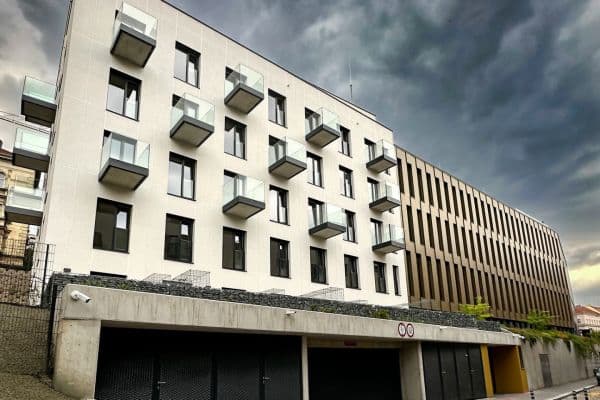 Pronájem garáže 10 m², Starokošířská, Hlavní město Praha Pronájem garáže 10 m², Starokošířská, Hlavní město Praha