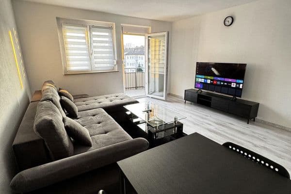 Pronájem bytu 3+1 54 m², Böblingen Pronájem bytu 3+1 54 m², Böblingen