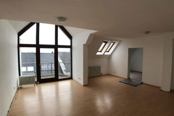 Prodej bytu 4+1 113 m², Nibelungenstraße 24a, Bürstadt Prodej bytu 4+1 113 m², Nibelungenstraße 24a, Bürstadt
