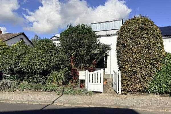 Pronájem bytu 2+kk 115 m², Rodenbach Pronájem bytu 2+kk 115 m², Rodenbach