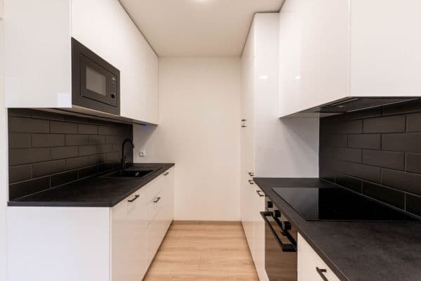 Prodej bytu 3+1 74 m², Hekrova, Hlavní město Praha Prodej bytu 3+1 74 m², Hekrova, Hlavní město Praha