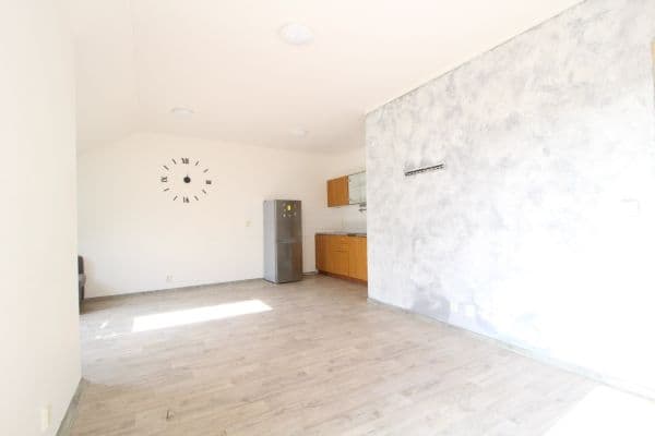 Pronájem bytu 1+kk 48 m², Nad Štolami, Pronájem bytu 1+kk 48 m², Nad Štolami,