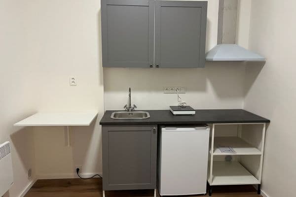 Pronájem bytu Garsoniéra 20 m², Šlikova, Hlavní město Praha Pronájem bytu Garsoniéra 20 m², Šlikova, Hlavní město Praha