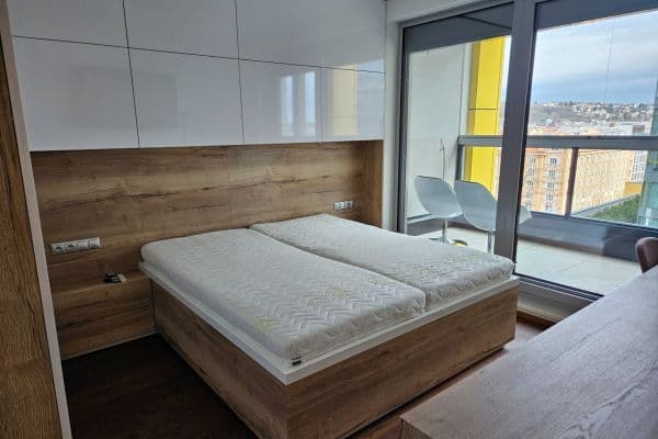Pronájem bytu 2+kk 56 m², Kurta Konráda, Hlavní město Praha Pronájem bytu 2+kk 56 m², Kurta Konráda, Hlavní město Praha