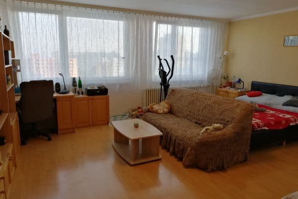 Prodej bytu 1+kk 45 m², Poznaňská, Praha Prodej bytu 1+kk 45 m², Poznaňská, Praha