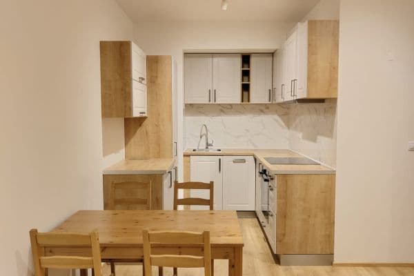 Pronájem bytu 2+kk 49 m², Bohumila Landy, Kladno Pronájem bytu 2+kk 49 m², Bohumila Landy, Kladno