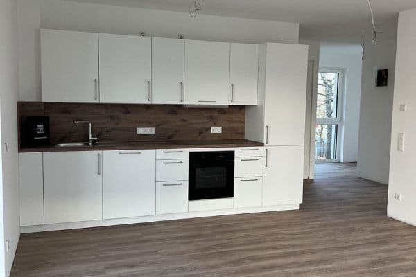 Pronájem bytu 3+1 76 m², Stockstadt Pronájem bytu 3+1 76 m², Stockstadt