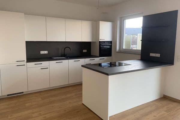 Pronájem bytu 3+kk 90 m², Lauchheim Pronájem bytu 3+kk 90 m², Lauchheim