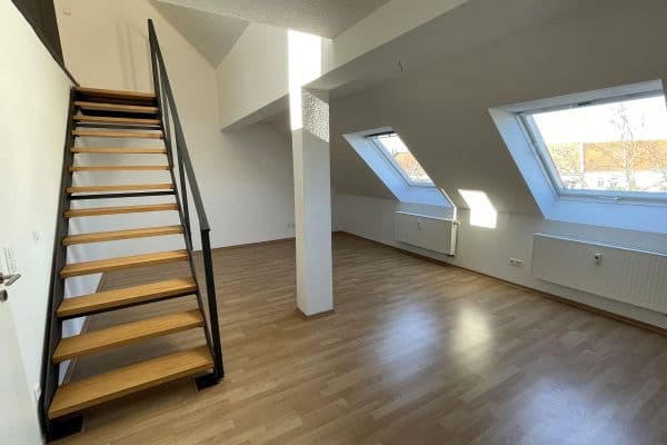 Pronájem bytu 2+1 73 m², Leipzig, Sasko Pronájem bytu 2+1 73 m², Leipzig, Sasko