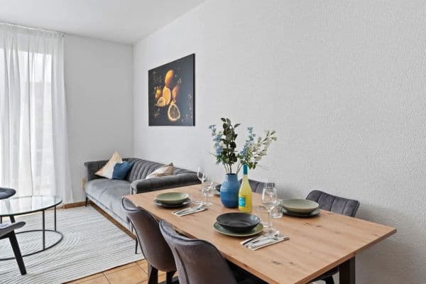 Pronájem bytu 5+1 179 m², Ostfildern Pronájem bytu 5+1 179 m², Ostfildern