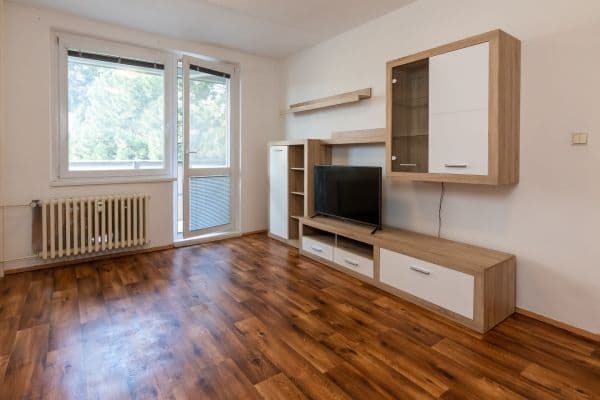 Prodej bytu 2+1 56 m², Holandská, Znojmo Prodej bytu 2+1 56 m², Holandská, Znojmo