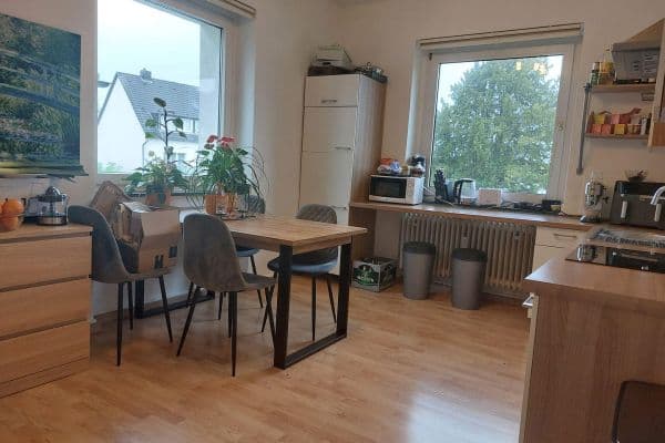 Pronájem bytu 3+1 75 m², Köln-Merheim Pronájem bytu 3+1 75 m², Köln-Merheim
