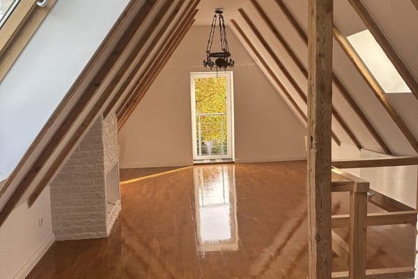 Prodej bytu 3+1 80 m², Hamburg, Hamburg Prodej bytu 3+1 80 m², Hamburg, Hamburg