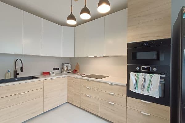 Pronájem bytu 3+1 76 m², Rodopská, Praha Pronájem bytu 3+1 76 m², Rodopská, Praha