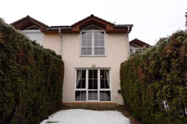 Prodej domu 104 m², pozemek 99 m², Pod Táborskou, Říčany Prodej domu 104 m², pozemek 99 m², Pod Táborskou, Říčany