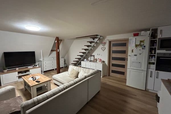 Prodej bytu 5+kk 104 m², kpt. Jaroše, Kladno, Středočeský kraj Prodej bytu 5+kk 104 m², kpt. Jaroše, Kladno, Středočeský kraj