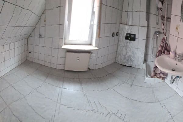 Pronájem bytu 4+1 134 m², Jettinger Straße 21, Herrenberg, Deutschland Pronájem bytu 4+1 134 m², Jettinger Straße 21, Herrenberg, Deutschland