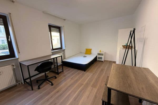 Pronájem bytu 1+1 23 m², Erlangen Pronájem bytu 1+1 23 m², Erlangen