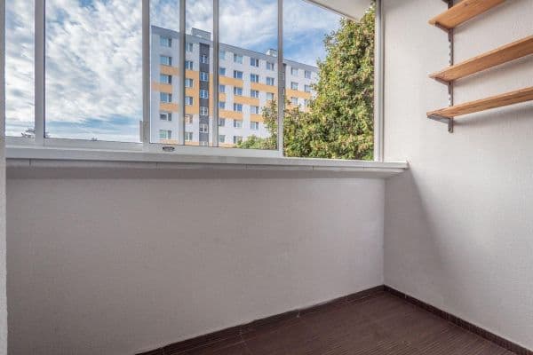 Pronájem bytu 3+1 68 m², Krásnohorská, Petržalka Pronájem bytu 3+1 68 m², Krásnohorská, Petržalka